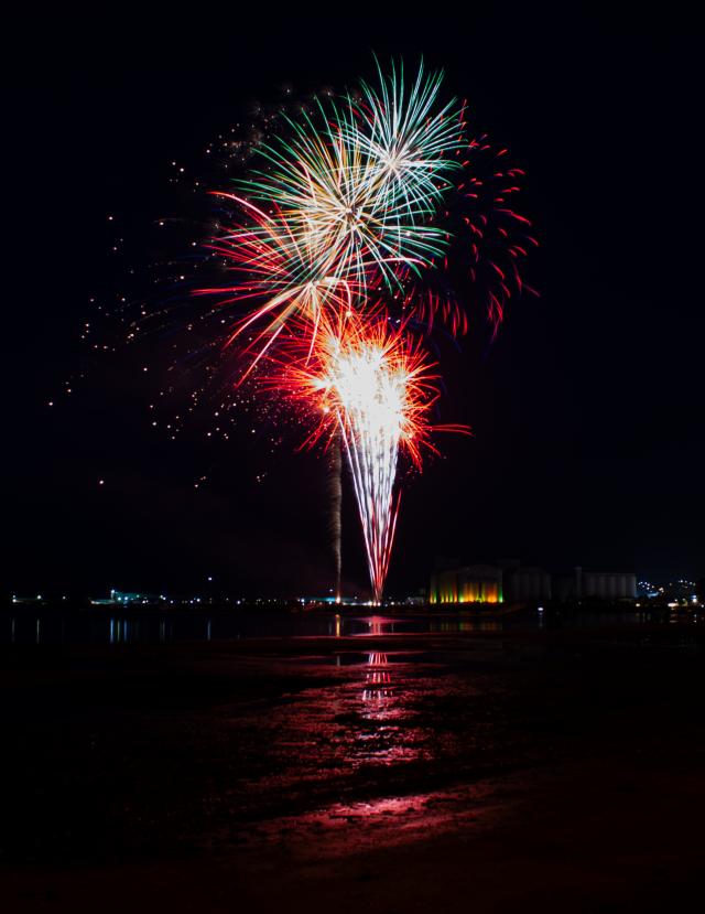 Fireworks start 2024 with a bang Port Lincoln Times