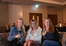 Auxiliary raises $20,000 at dinner