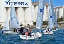 Keel Boats brave the blow