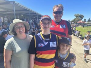 Crowd flocks to Crows trial | Port Lincoln Times