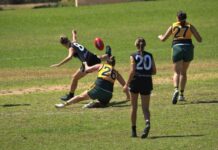 Peckers move clear after win