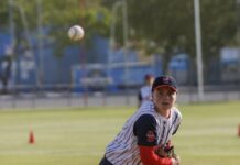 Indians sneak into finals