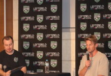 Sloane stars at show