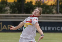 Strong bowling propels SES