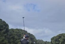 Hosking hits top of leaderboard