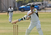 Bowlers send teams to victory