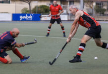 Wanderers win entertaining clash