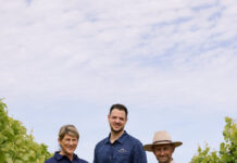 Teakle Wines wins Telstra award