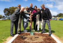 Community invited to plaque unveiling