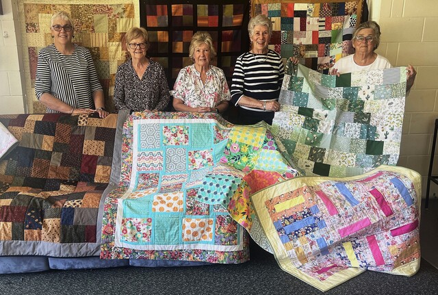 TumbyQuilt_512692_02