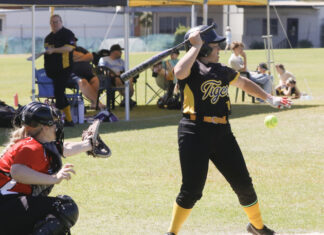 Squaws overcome resistance from Shields