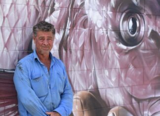 Dion pumps up Tumby Bay