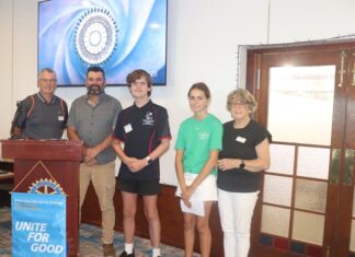 Cain and Ocea share stories