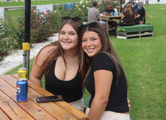 Fun, fashion and fast horses