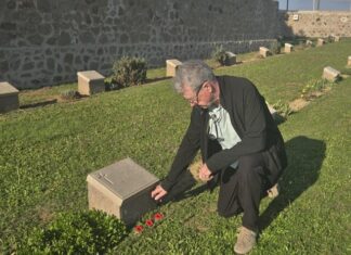 Boston sand unites fallen brothers