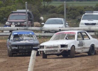 Arno Bay grabs big EP Tri Series lead