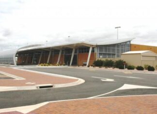 Airlines monitoring fuel prices