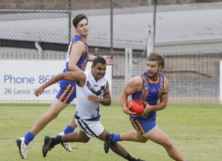 Rangers overrun Eagles in rematch