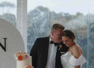 Lincoln couple celebrates magical day