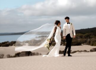 Boston backdrop for ‘I do’